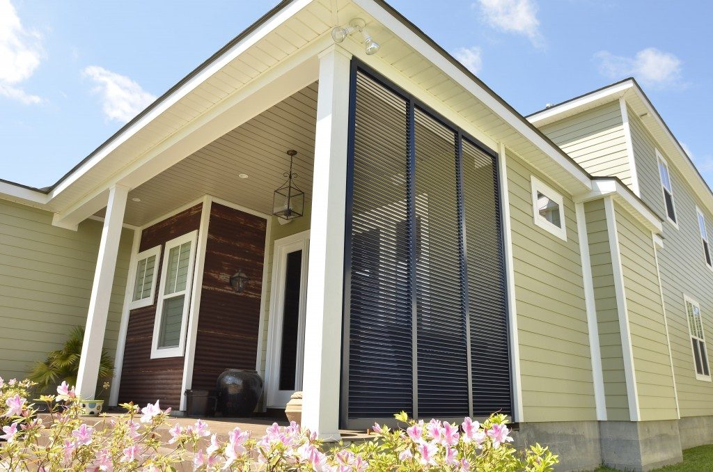 6 Reasons Outdoor Privacy Shutters Should Be Your Next Home Project